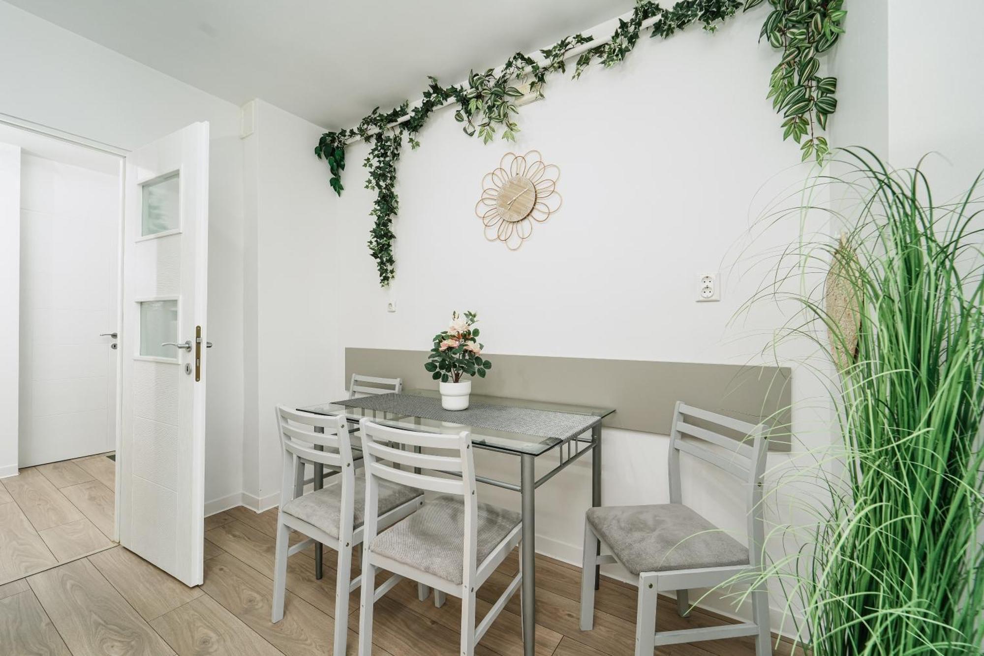 Family Stay - Calliope Apartment - By Openhouse Timişoara Extérieur photo
